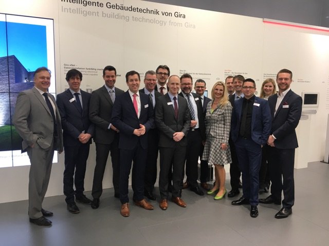 Gira's tweet photo. #Bau2017. Das Gira Messeteam freut sich über den Innovationspreis der #AIT für den Gira G1. #stolz #erfolgreich #innovativ #TopProdukt https://t.co/eYDupbqva2