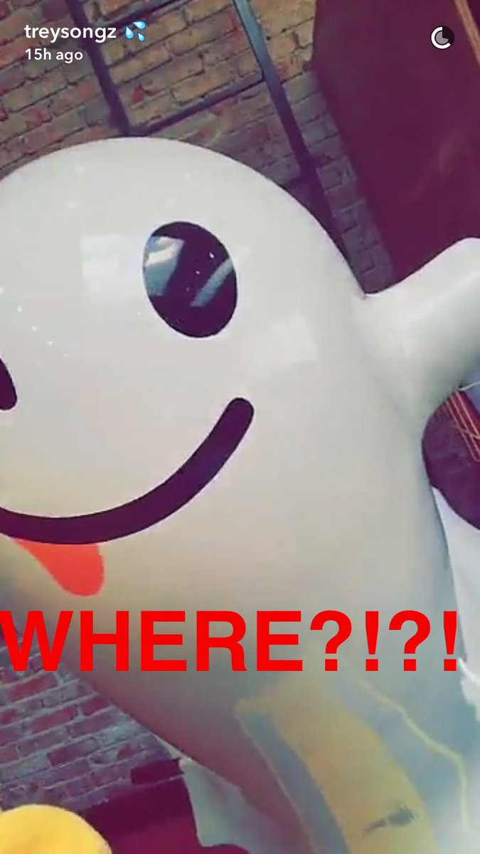 alexxlockhart's tweet photo. As if @TreySongz went to Snapchat headquarters to get his favourite filter back 😂😂 https://t.co/IKWsVzCMjt
