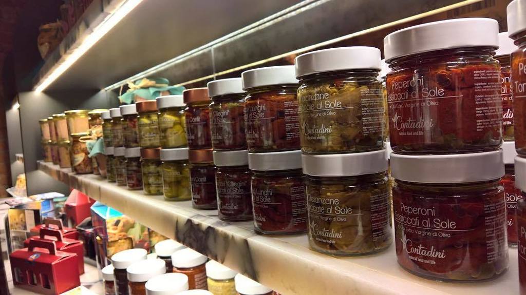 elisadalbosco's tweet photo. I sapori di un paese che vive anche di #agricoltura e prodotti #biologici, nella ns #drogh… https://t.co/HYM1xypl4k https://t.co/hsLdcChcGK