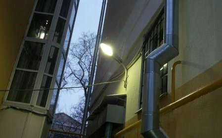 Во дворе на Нижней улице восстановили освещение
gazeta-begovoy.ru/vo-dvore-na-ni…