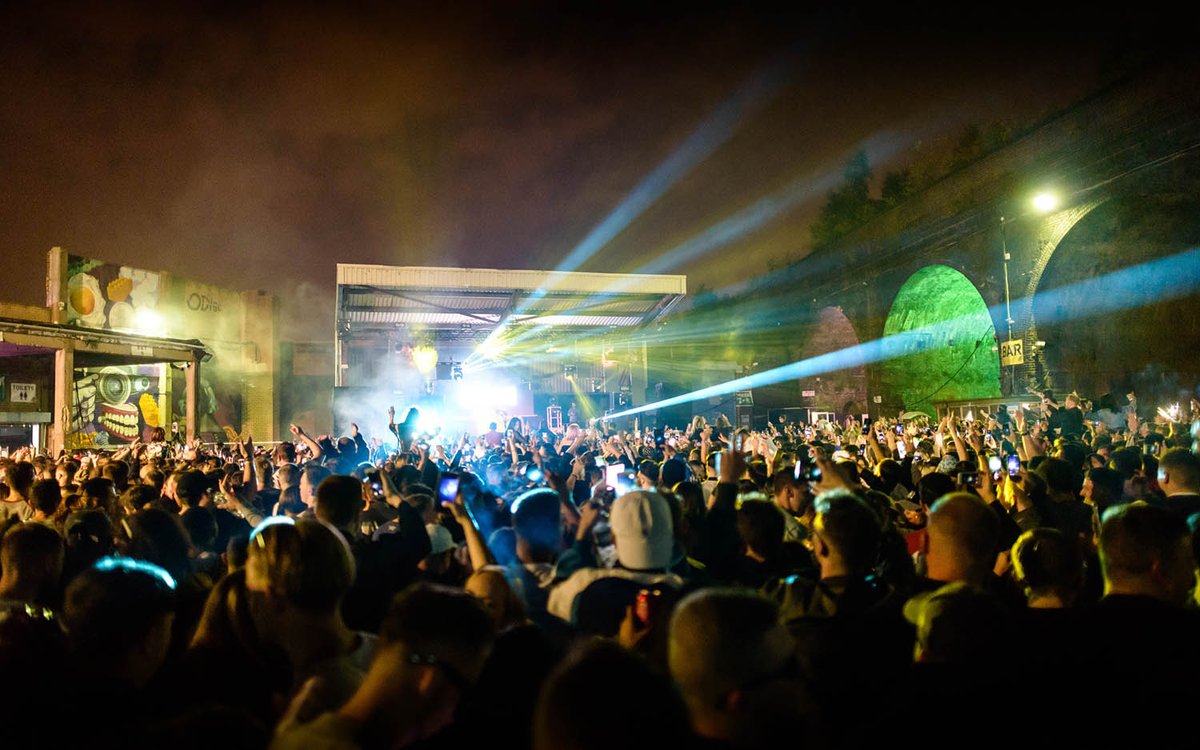 WhatsOnBrum's tweet photo. CONGRATULATIONS! 🎉🎉
#Digbeth has been named the third-hippest area to visit in the UK according to @travelsupermkt > https://t.co/FfmM8a7tCW https://t.co/5FGQJ26B6F