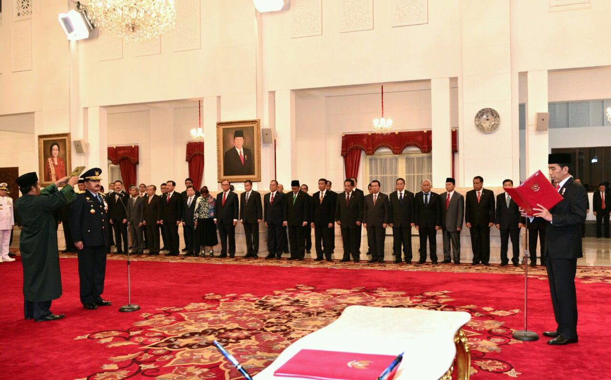 Selamat bertugas Kepala Staf Angkatan Udara yang baru Marsekal TNI Hadi Tjahjanto -Jkw