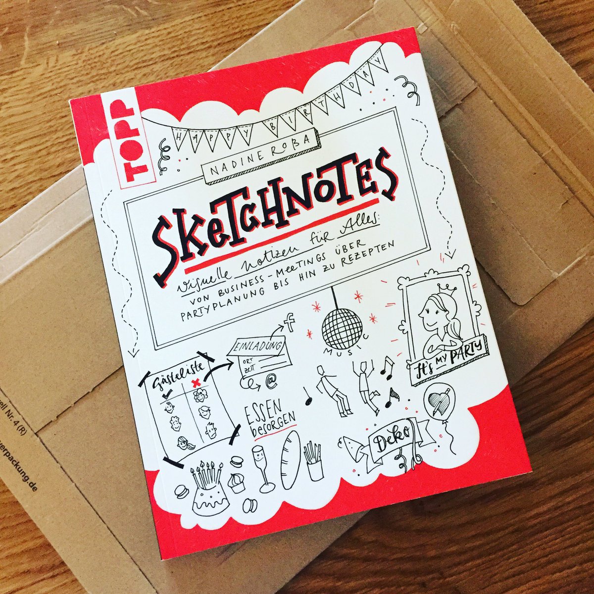 nadrosia's tweet photo. It's here! ❤🎉✨
#sketchnotebook https://t.co/a3lbK7tpun