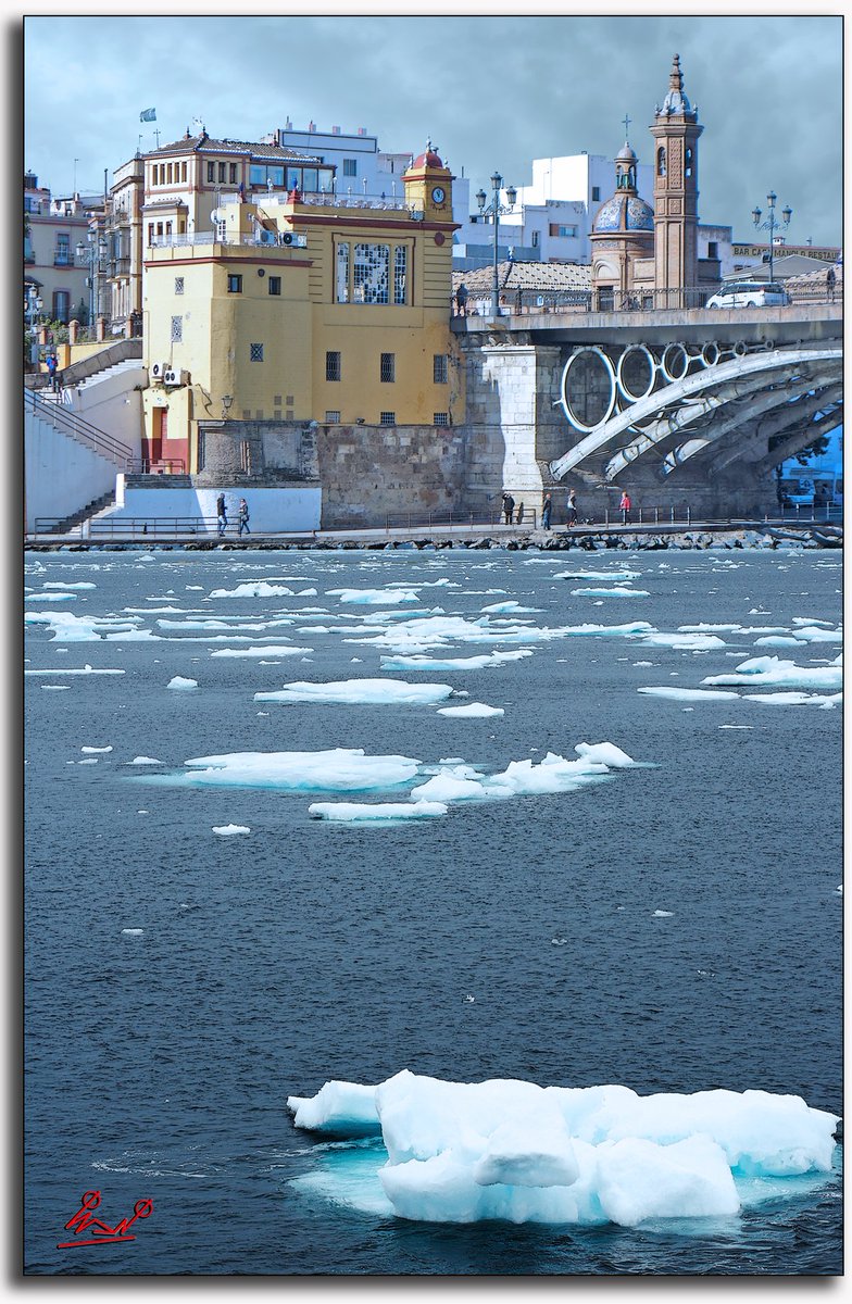La ola de frío llega a Sevilla.
#FelizMiercoles #Sevilla