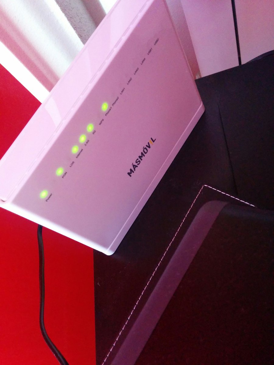 Acaban de instalarme la fibra de <a href="/masmovil/">MASMOVIL</a> test de velocidad en wifi: 305-308 espectacular!!