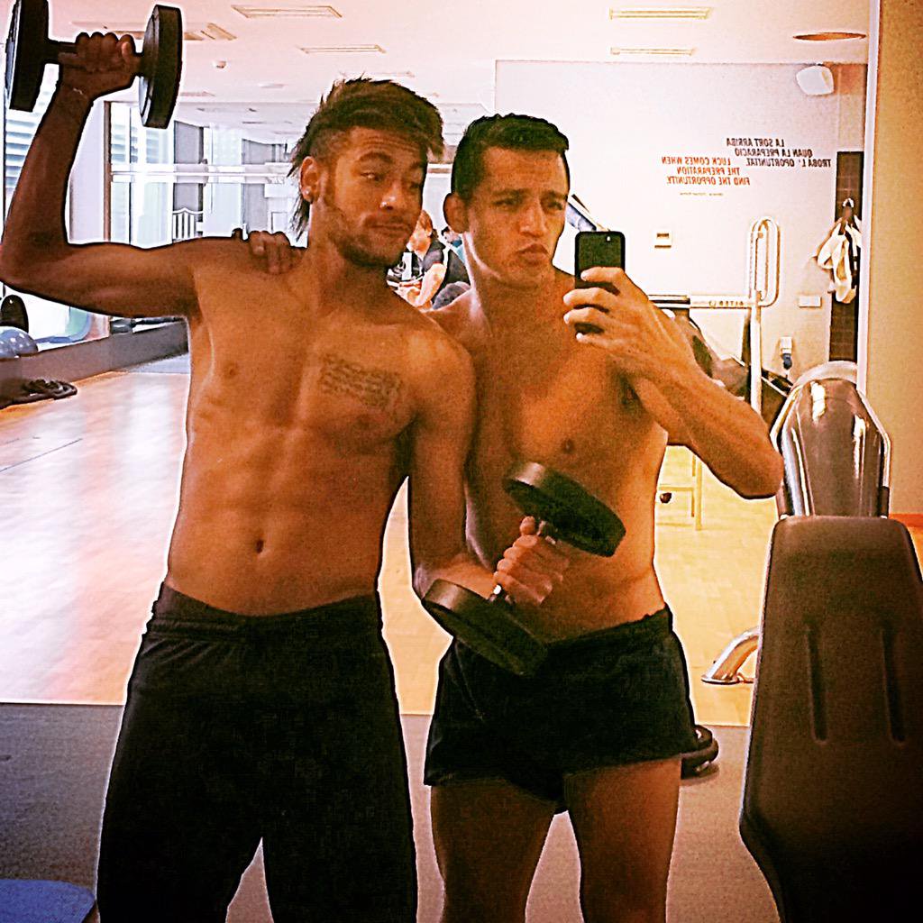 アレクシス サンチェス好きな人rt