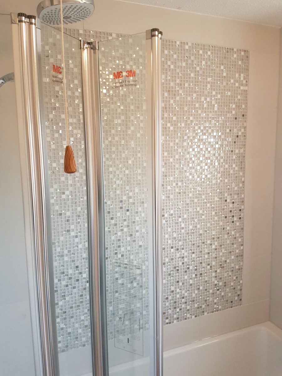 MbaTiling's tweet photo. Love the fresh look of these #glass #mosaics https://t.co/RYI0xnbH90