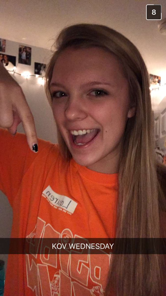 KovCountdown's tweet photo. NICKEL DOME QUARTER DOLLA #daveorginal @laurenfieds 🔶🔶🔶🔶🔶 https://t.co/kkVwbWDoSh