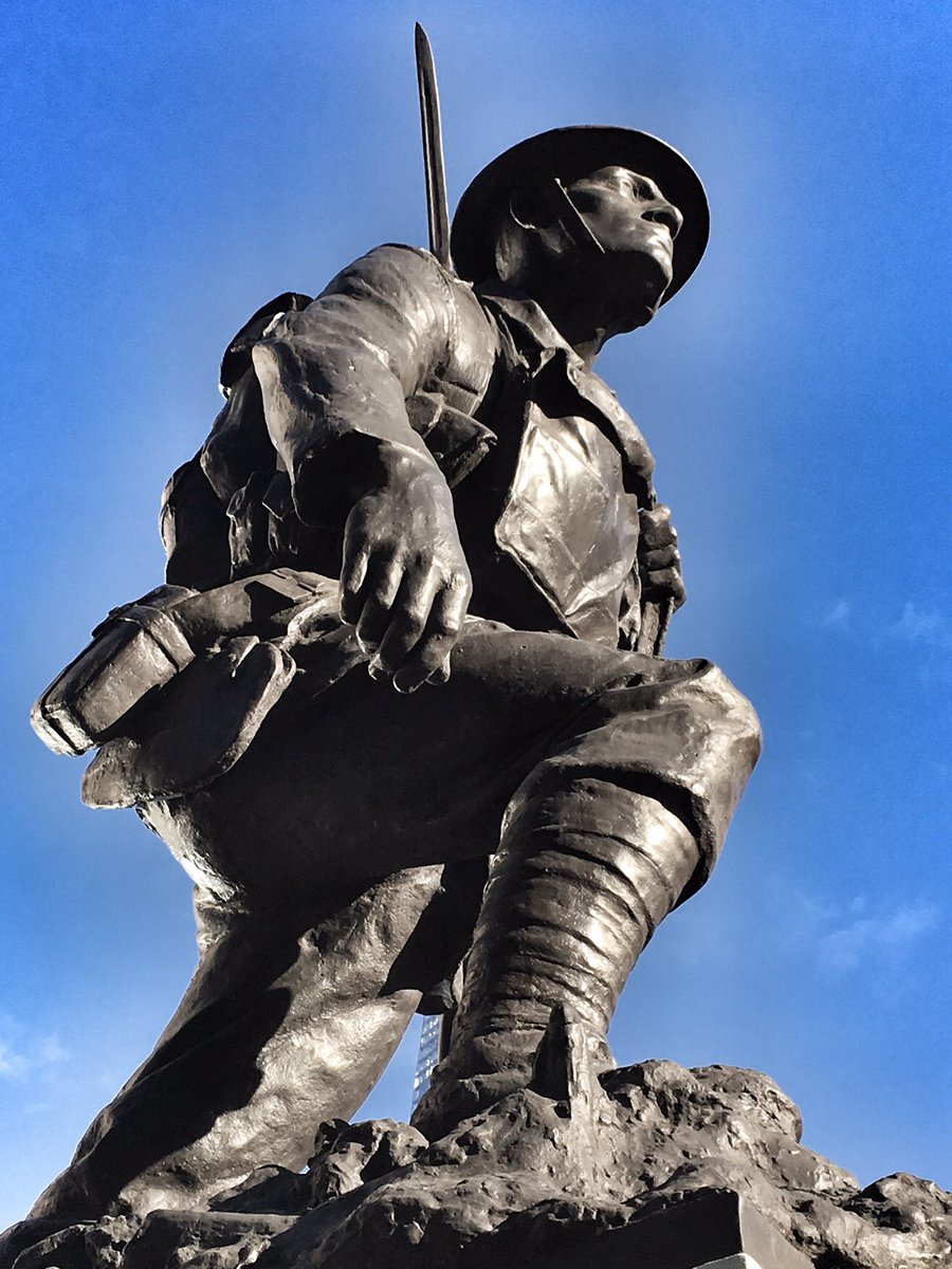 ProfPeterDoyle's tweet photo. Tommy: a study in bronze #Southwark #WW1 https://t.co/5xcwa1RtPh