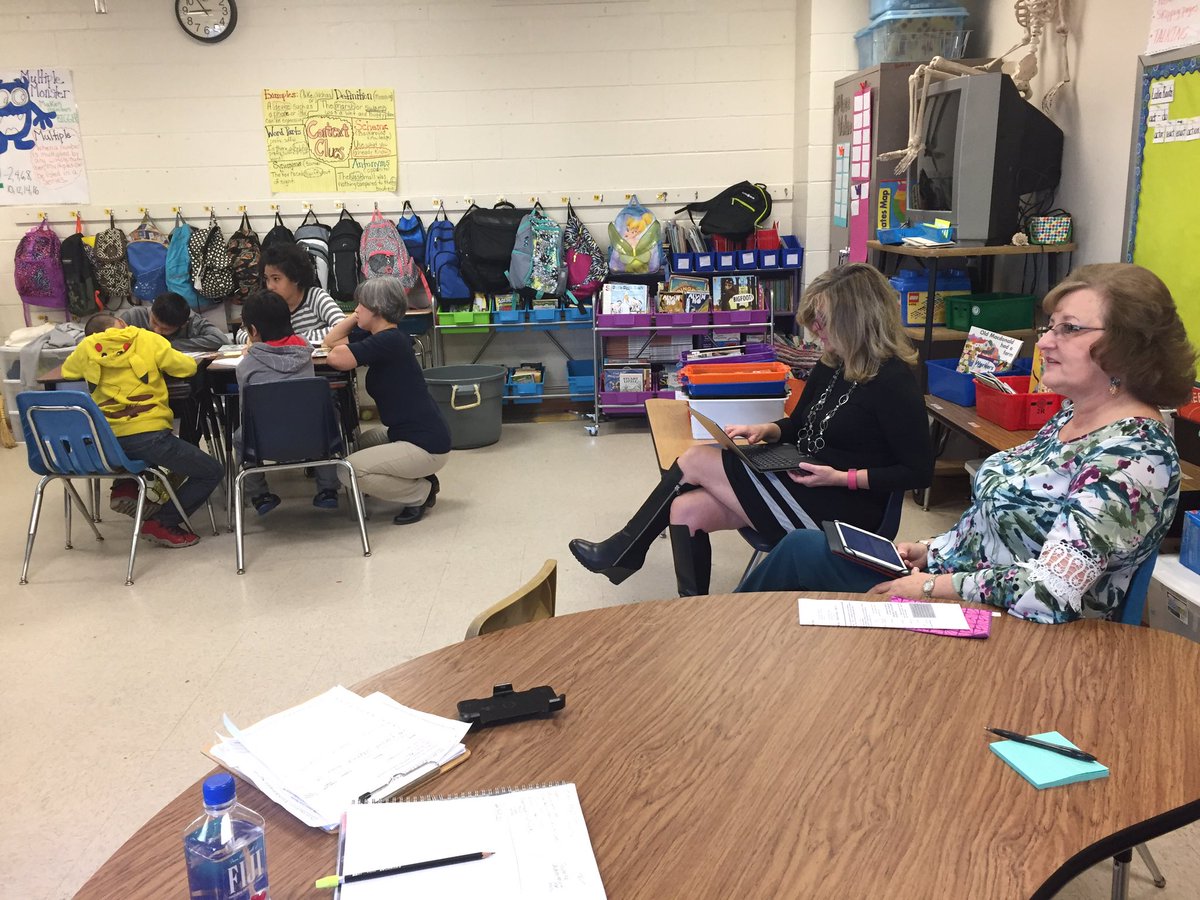 Teachers co-teaching and planning! It's whats good in Guilford NC! #ARCPD #Americanreading  <a href="/AmericanReading/">American Reading</a>