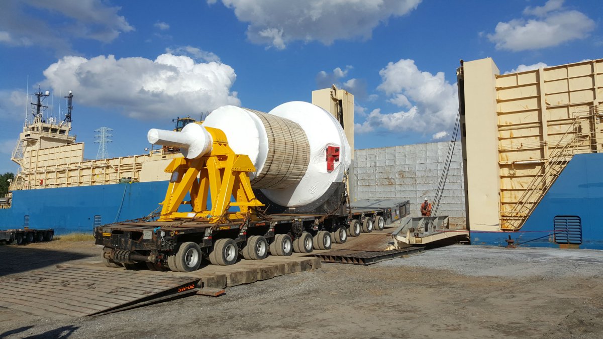 Article paru dans le magazine Heavy Lift; Déplacement de six pièces surdimensionnées pour un projet à Terre-Neuve. heavyliftpfi.com/articles/belle…