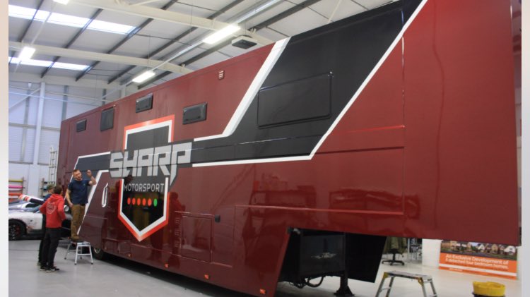 teamsharp89's tweet photo. Sneak preview. Transporter almost done @VWCLeeds what do you think We love it 😎🏁@JammaSharp @BritishF4 @mdm_designs https://t.co/T3OhpV9nRz
