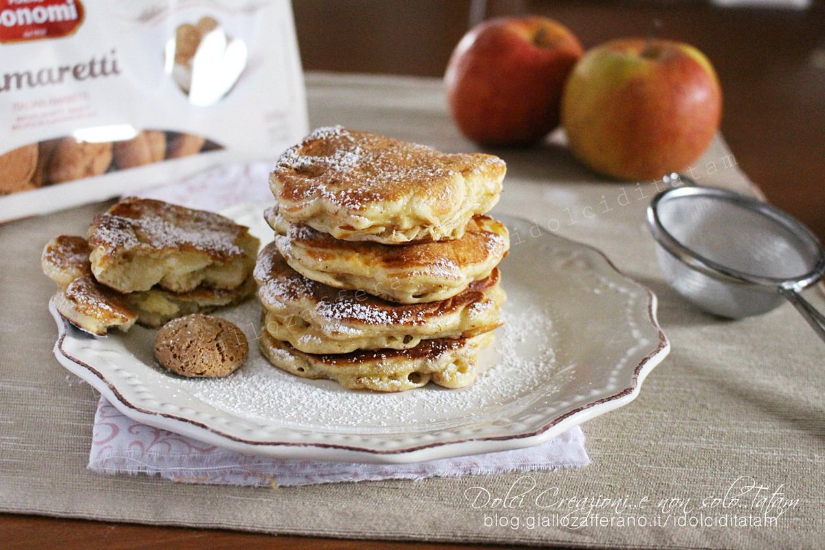 tatamfrancesca's tweet photo. Frittelle di mele e amaretti.
ricetta---> https://t.co/qjv6hSzvnz

#GialloBlog Forno Bonomi
#foodporn 
#Snackgasm https://t.co/uq1FR0TA1e