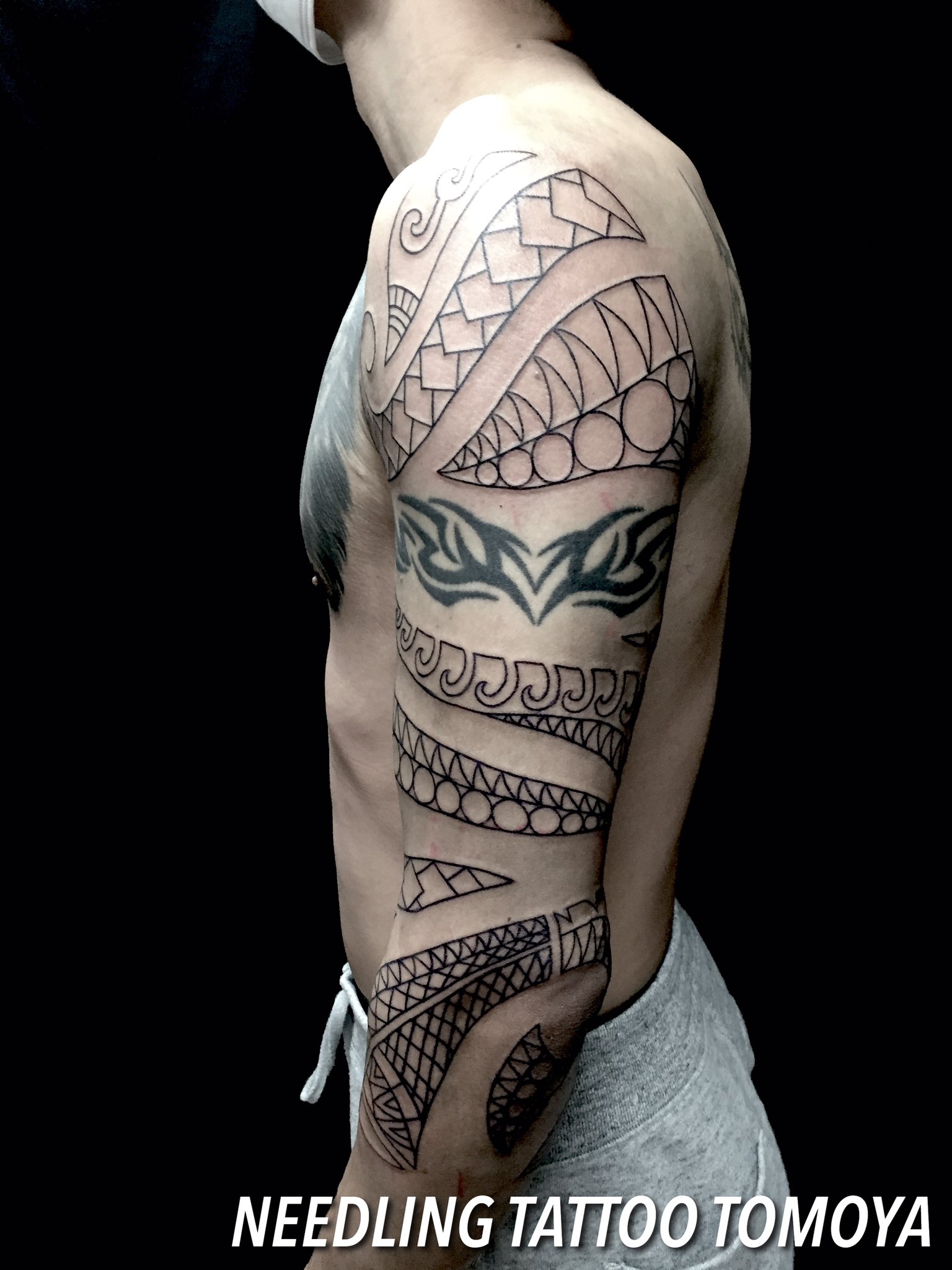 Tomoya Tattoo 大阪タトゥー ニベア全身に塗りたくって寝よ 笑 ワンオクのライブ行ーきーたーいー 英語喋れる様になりたい がんばろ 英語楽しいけど 難し過ぎる 笑 Tomoya Tattoo 大阪タトゥー ニベア全身に塗りたくって寝よ 笑 ワンオクのライブ行ーきーたーいー 英語喋れる様になりたい がんばろ 英語楽しいけど 難し過ぎる 笑