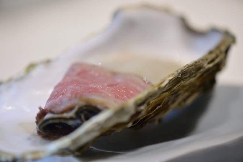 studio_3010's tweet photo. 今日は夕食会&グルメフォトのロケハン
大地と海のコラボ
まずは岩手熟成肉x岩手の牡蠣のコラボ
こんなの食べたこと無い美味しさ!
#KABCO
https://t.co/NzwEH3SwaI https://t.co/ff2AQmxTii