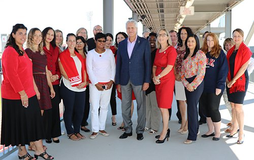 YUResearch's tweet photo. Excellence in #Communications - #Yorku recognized by @CASEAdvance Way 2 go! https://t.co/UmLXoJrHPN #YUlead #univresearch @YorkUPresOffice https://t.co/cKO3u8HcCX