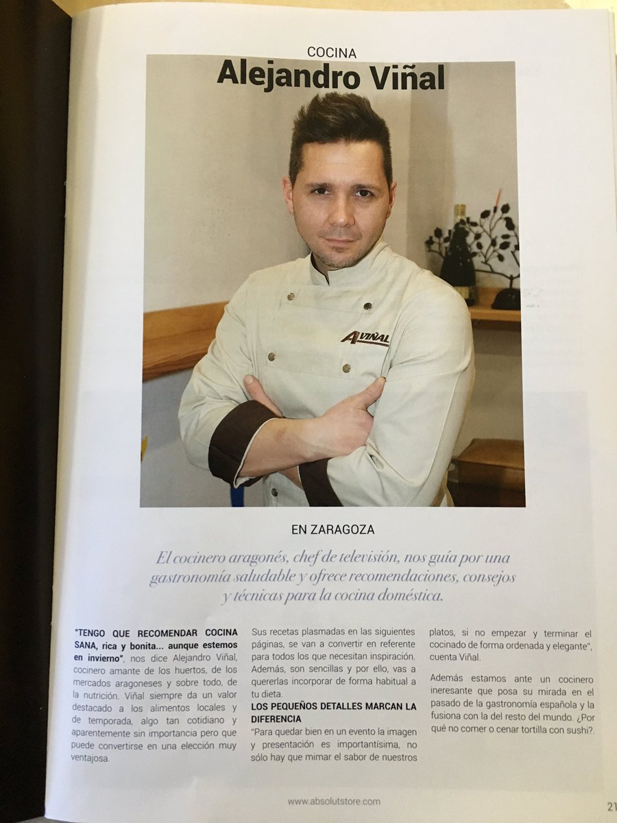 Nos traen una revista a la Pelu y sorpresa <a href="/labascula_ATV/">La Báscula - ATV</a> nuestro querido @alexchef_bascul todo interesante ☺️me alegrado el verte