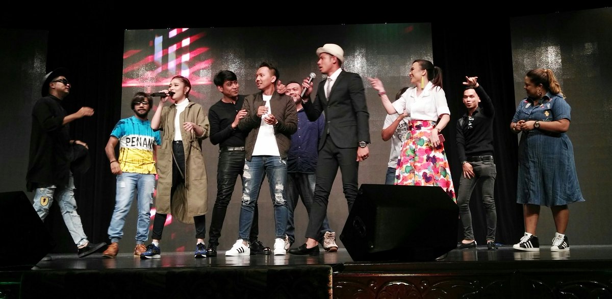 ERAdotje's tweet photo. Penutup #ERADMA2016 oleh @Ayda_Jebat dan deejay ERA fm!
#jomLiVE #digiprepaidlive #ERADMA2016 https://t.co/4kIleZw5aB