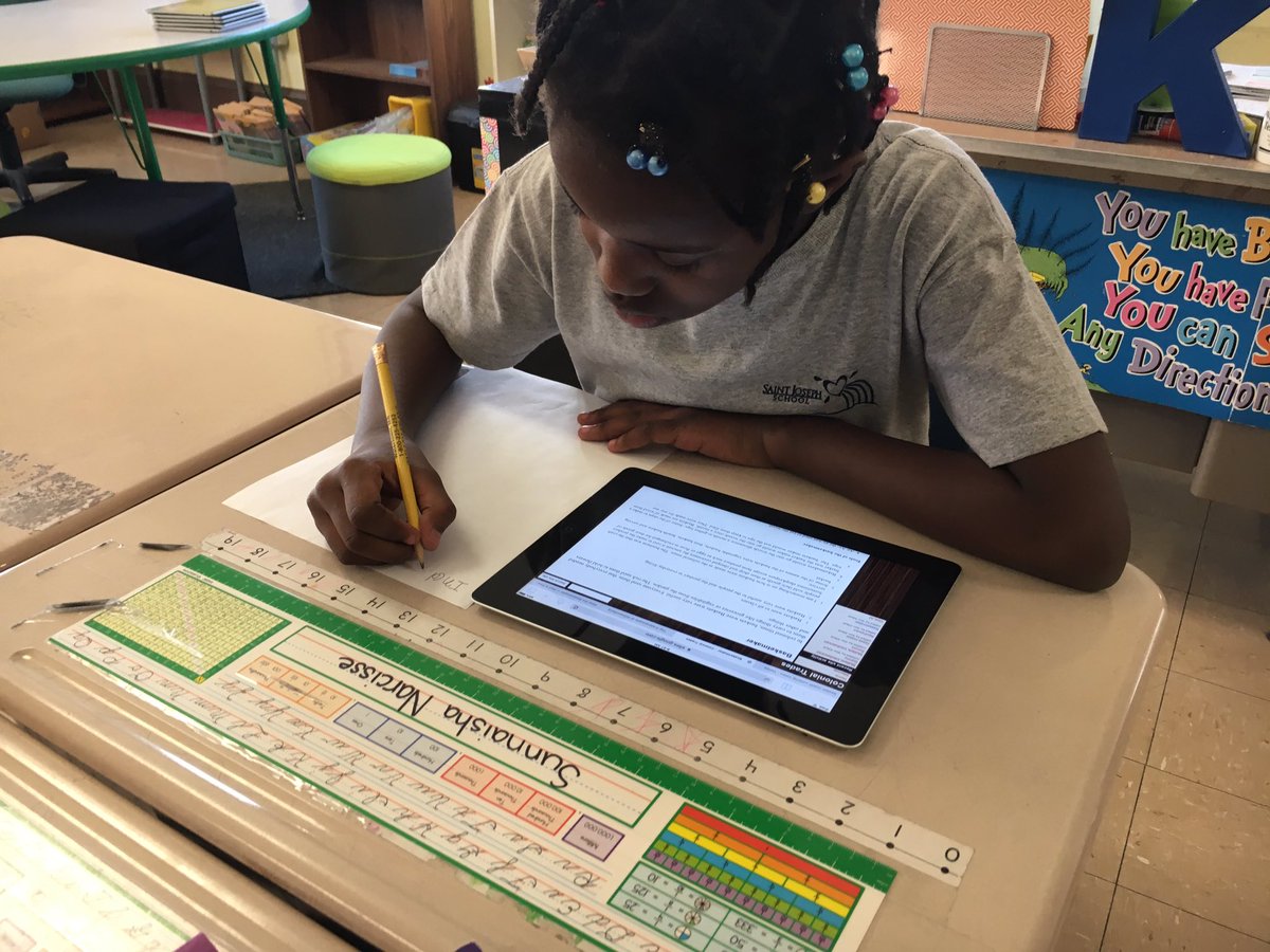 sjsmedford's tweet photo. 3A is researching their Colonial Day jobs! #sjsrocks #letusbeyourcatholicschool #weuseipads https://t.co/vWQp8iAv4Q