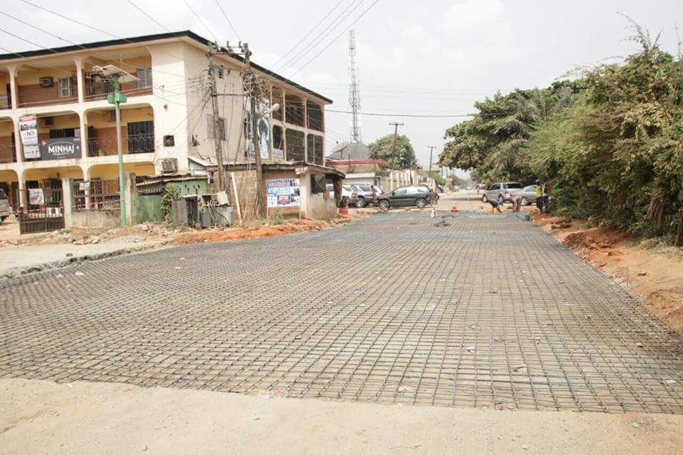 JackObinyan's tweet photo. Benin City: GRA Residents happy with @GovernorObaseki for roads rehabilitation.
#ObasekiAtWork https://t.co/ZGaQHn5Eln