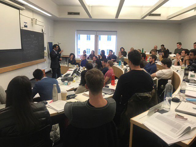 rahulvarma123's tweet photo. Blown Away! By #CBSProf @tjick1's sharp, dynamic @Columbia_Biz Adv. #OrgChange class; great dialogue re: #PerformanceAchievement + my tie https://t.co/ip25Z1NN7Y