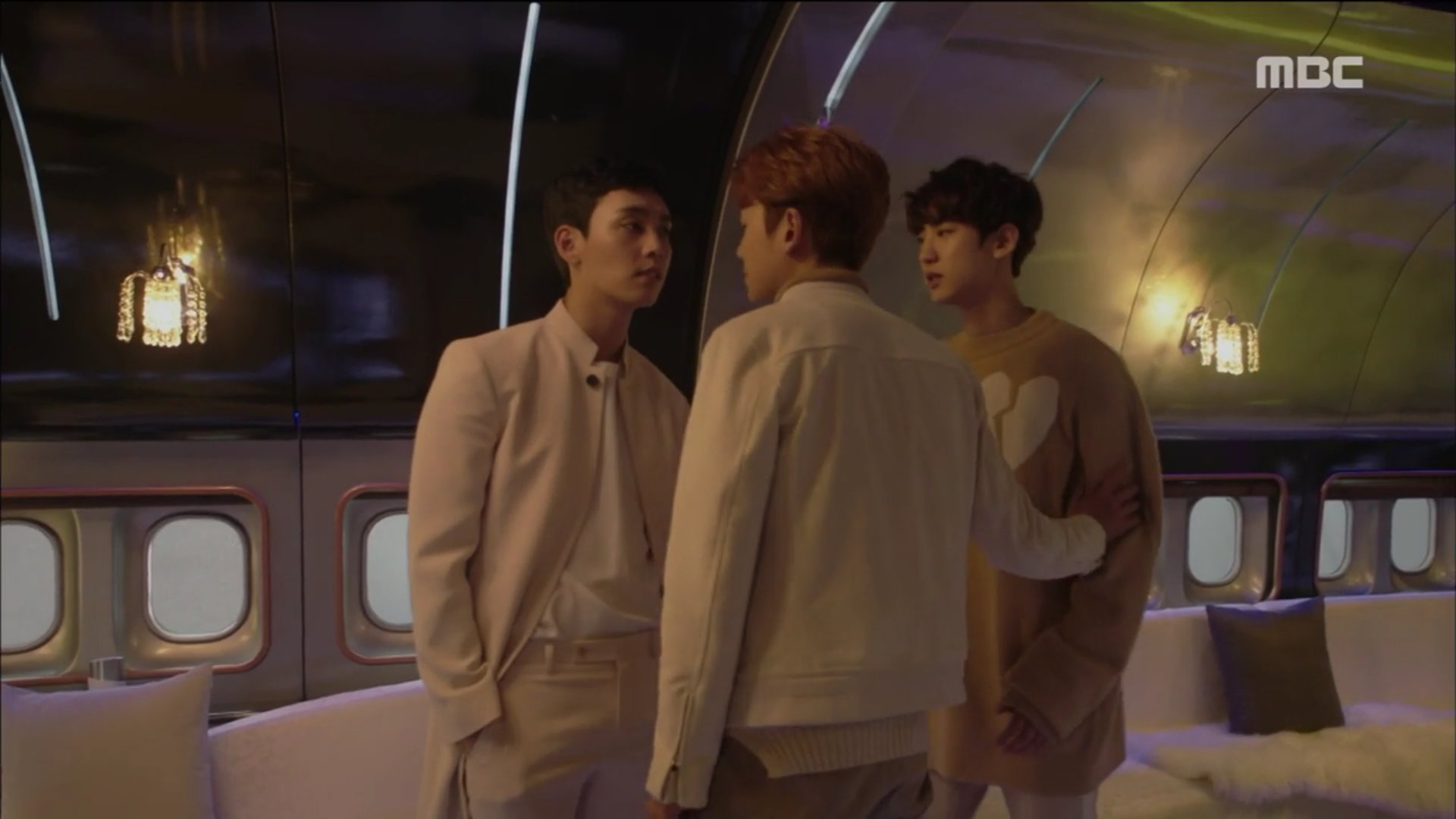 C2diDjyUAAAVQsB.jpg:large