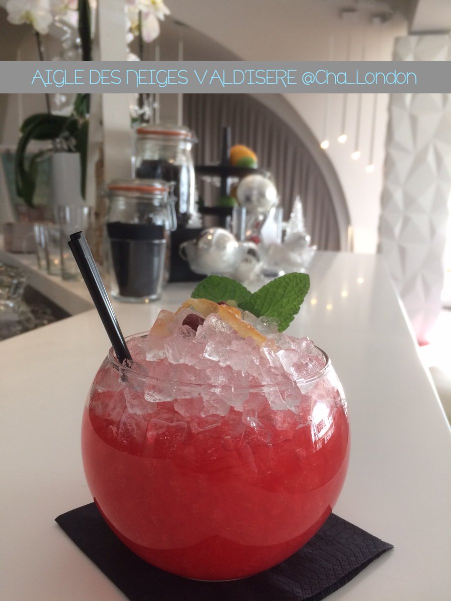 cha_london's tweet image. The Perfect Cocktail: 1/3 #Classicaval2017 1/3  #AigleDesNeiges  bar @valdisere and 1/3 Charlotte’s cocktails @MaranathaGroupe