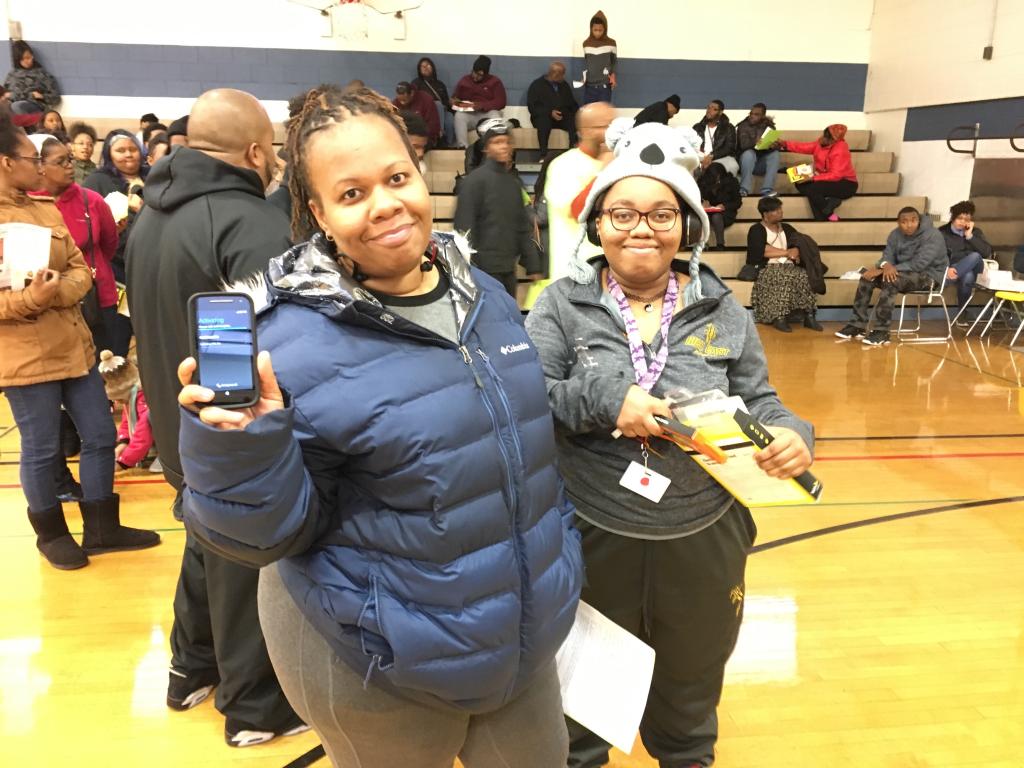 marceloclaure's tweet photo. 3/ We launched #1MillionProject pilot in Dallas TX &amp; Park Forest IL!!  4K students will get devices &amp; service from @Sprint in coming weeks! https://t.co/aLW8u8k6bl