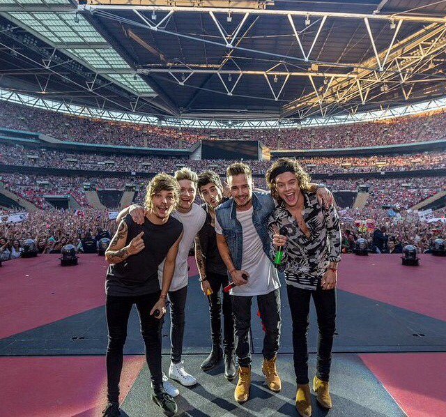 Ari_NaNa0626's tweet photo. 洋楽好きなひとは RT 🎢🎡🎠🎪

#Ariana好きな人RT 
#OneDirection好きな人RT 
#TaylorSwift好きな人RT
#WilliamFranklynMiller好きな人RT
#洋楽好きな人RT 
#RTした人で気になった人フォローする 
#相互希望 https://t.co/DUE9Eq3rWV