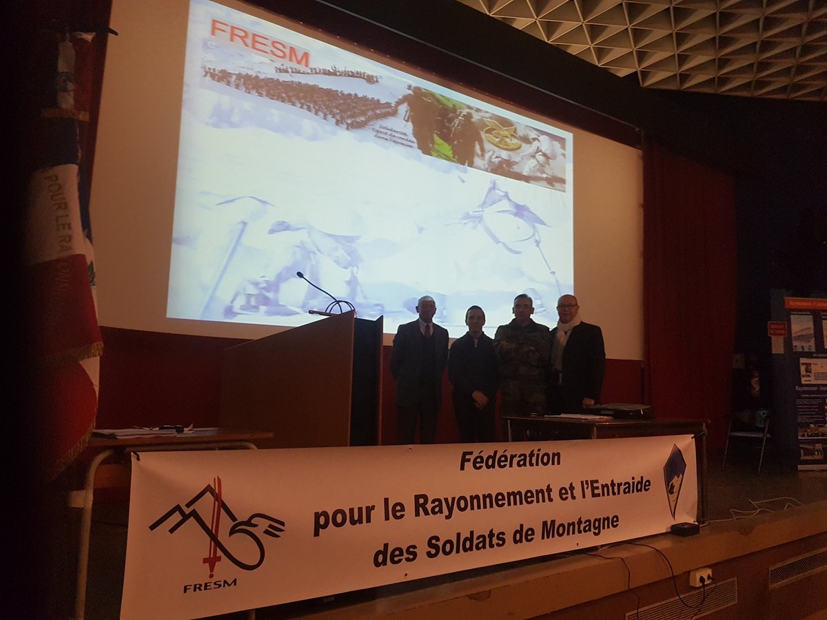 Civier61's tweet photo. @CE_RhoneAlpes la caisse d'épargne Rhône Alpes partenaire des soldats de montage. https://t.co/G17XkiJ7qw