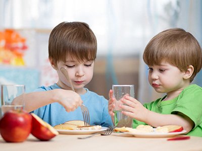 JNEBonline's tweet photo. How are parental feeding practices and child eating behaviors related? https://t.co/I2FpXwBCfn @DrElenaJansen @juliafinnane @jnebonline @QUT https://t.co/y189giAsKS