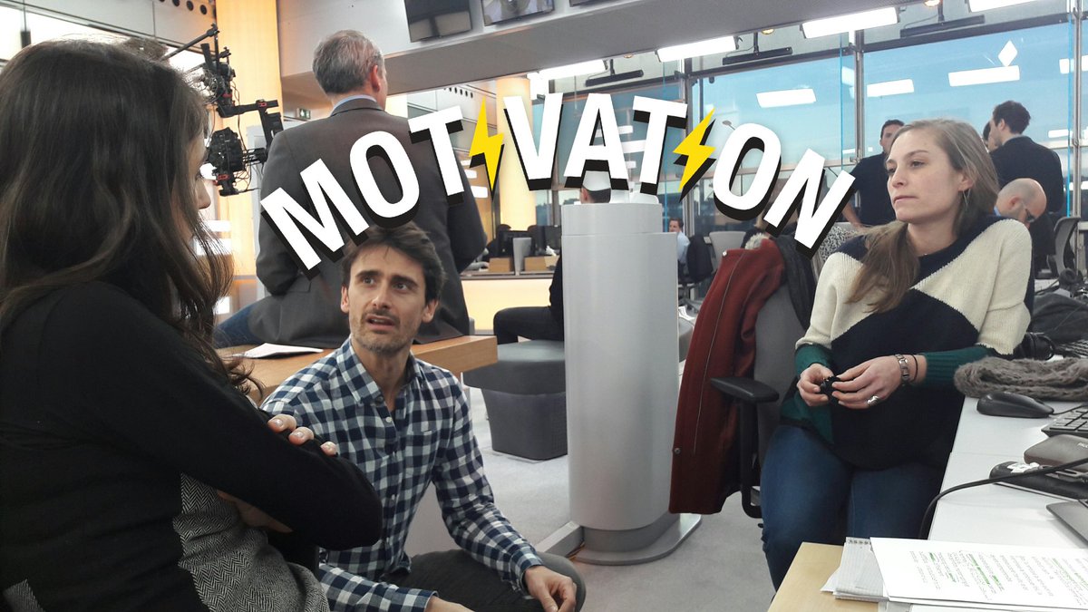 linhlandao's tweet photo. Petit brief avant le lancement du pilote #teammodule ! @JulienPain @lisabeaujour @PaulineRing @franceinfoplus https://t.co/iY1R577etB