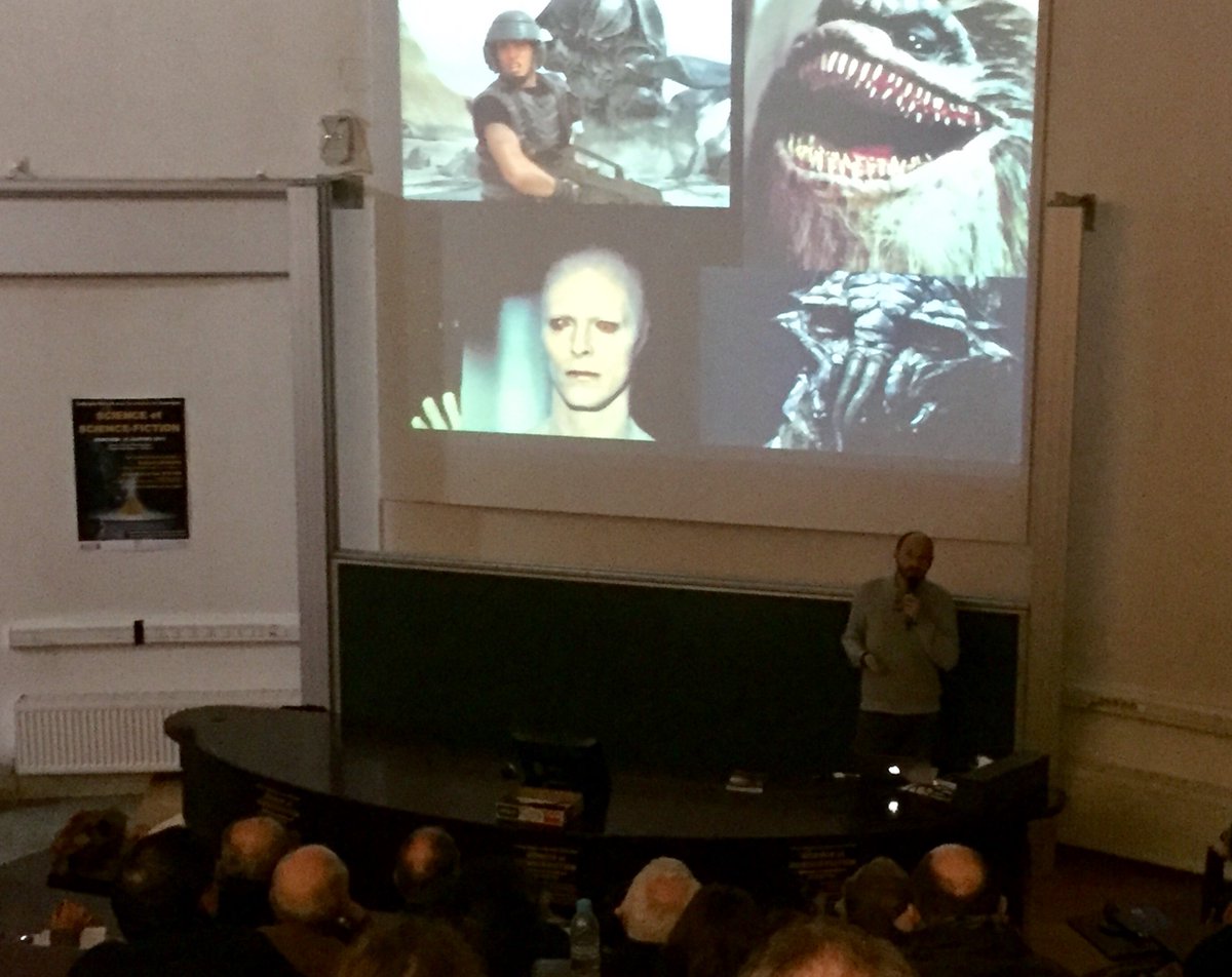 UCAuvergne's tweet photo. Pour finir colloque #science et #sciencefiction : salut les aliens 👽 avec J.S Steyer, paléontologue #csti #maisonpourlascience https://t.co/TvoF88C29R