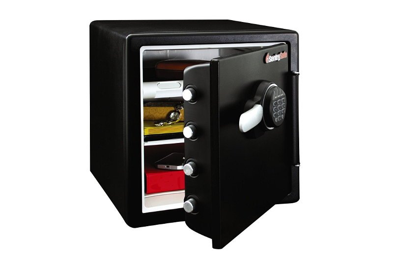 locksmith3000 tweet picture