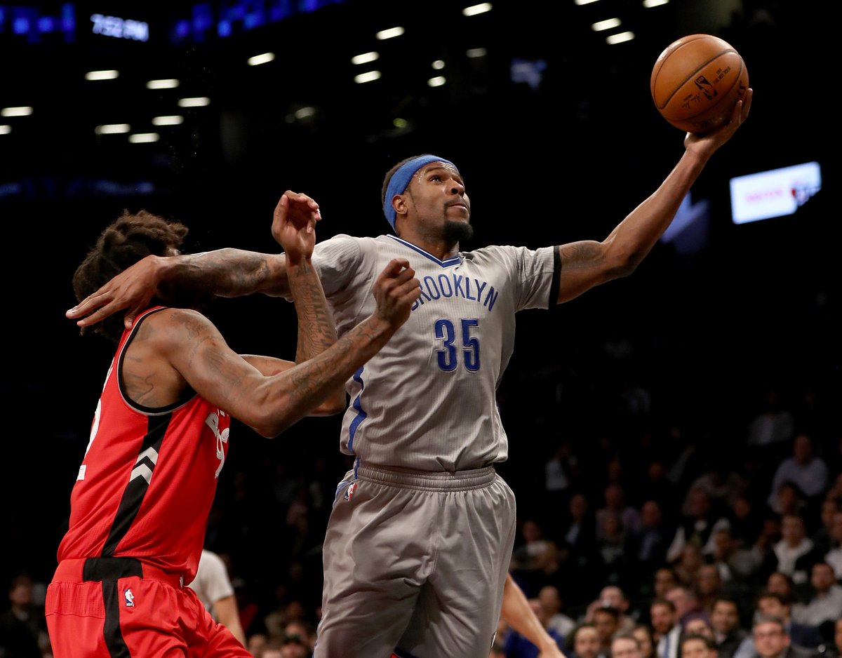 All the photos from last night's #Nets and Raptors game in Brooklyn on.nba.com/2k4fBBg https://t.co/jW73HwyKjx