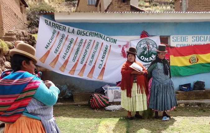 Empower_Women's tweet photo. From #child labourer to #WomensRights defender. Learn how Lucrecia from Bolivia empowers #women and #girls: https://t.co/F0lNsw9z72 #WEE https://t.co/0WvlWuv3r0