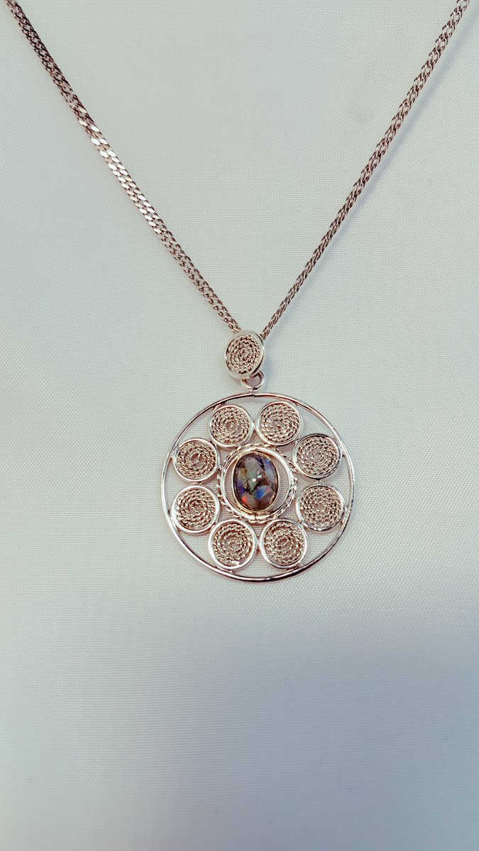 Slovakia_opal's tweet photo. We refreshed old jewelry style. Let´s find your inner beauty with opal. https://t.co/x2YTYTD0Y8 https://t.co/dQNdEbiCYF
