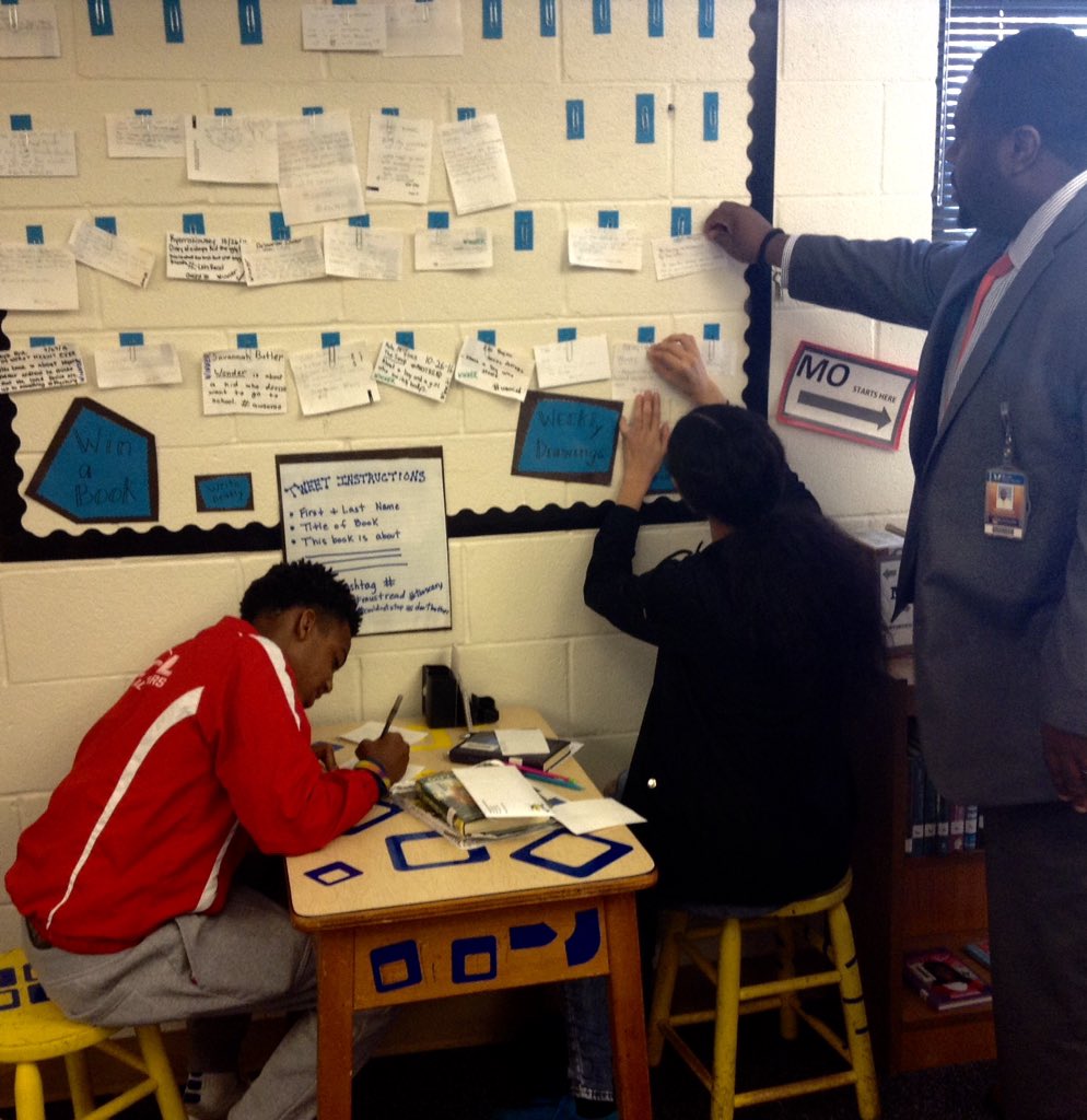 HandMSLibrary's tweet image. Everyone wants to tweet about a book! @HandMiddleSC @RichlandOne