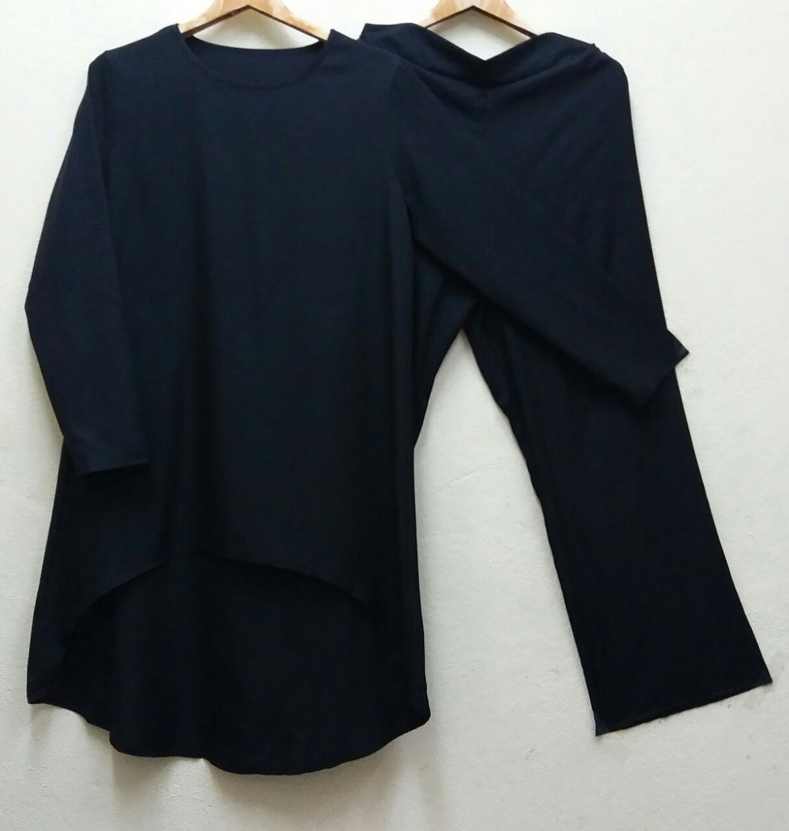 fawrashop's tweet photo. SET FISHTAILS
RM 50
RM8sm | RM12ss
MATERIAL :MOSS CREPE
#fawrashop 
Dm/ws 017-4978346 https://t.co/wJfPT7Svyw