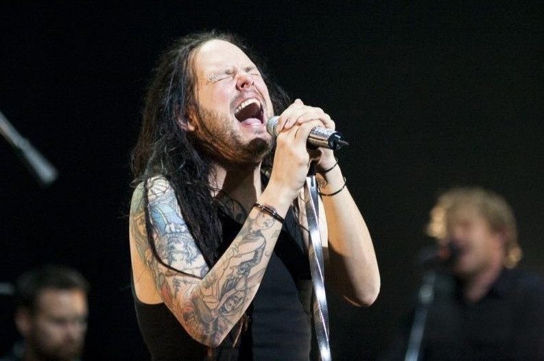 FELIZ CUMPLEAÑOS, JONATHAN DAVIS! / HAPPY BIRTHDAY, JONATHAN DAVIS! (46)  