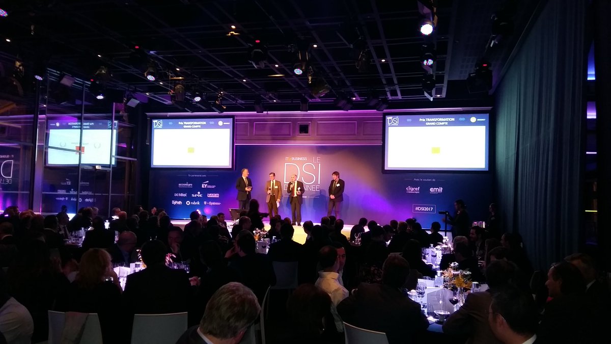 sludovicy's tweet photo. @Orange IT is at the heart of #digitaltransformation! @PViginier received #DSI2017 transformation award from @ITforB! https://t.co/P8YD4rvwIt
