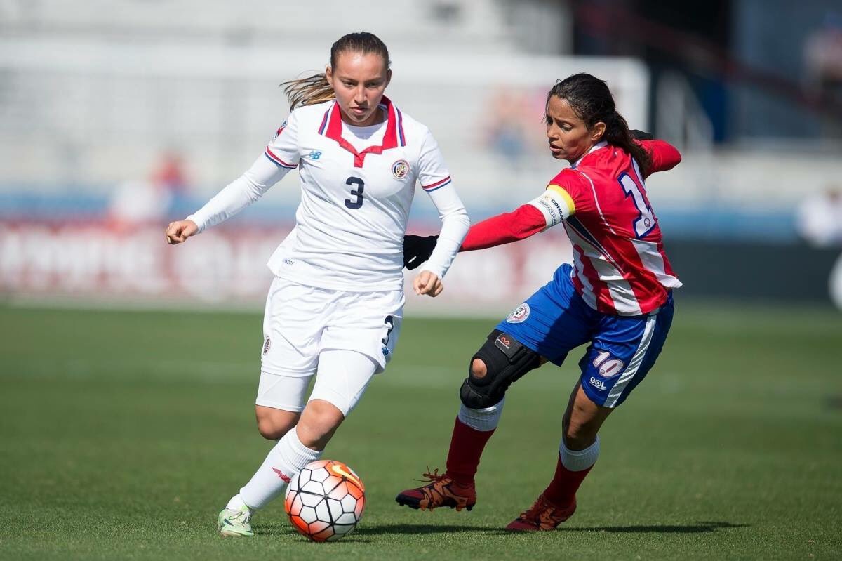 GlorianaCRC's tweet photo. Elegida en los #PremiosCONCACAF 2016 en el XI ideal del equipo femenino 🙌🏼 ¡Las bendiciones no dejan de llegar! https://t.co/TjdHP9P4Fr