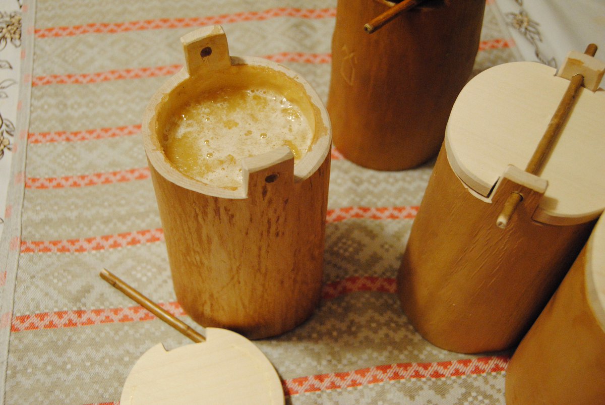 bartnictvo's tweet photo. Special #honey need special packing:) #treebeekeeping https://t.co/pzeNAgw7h1