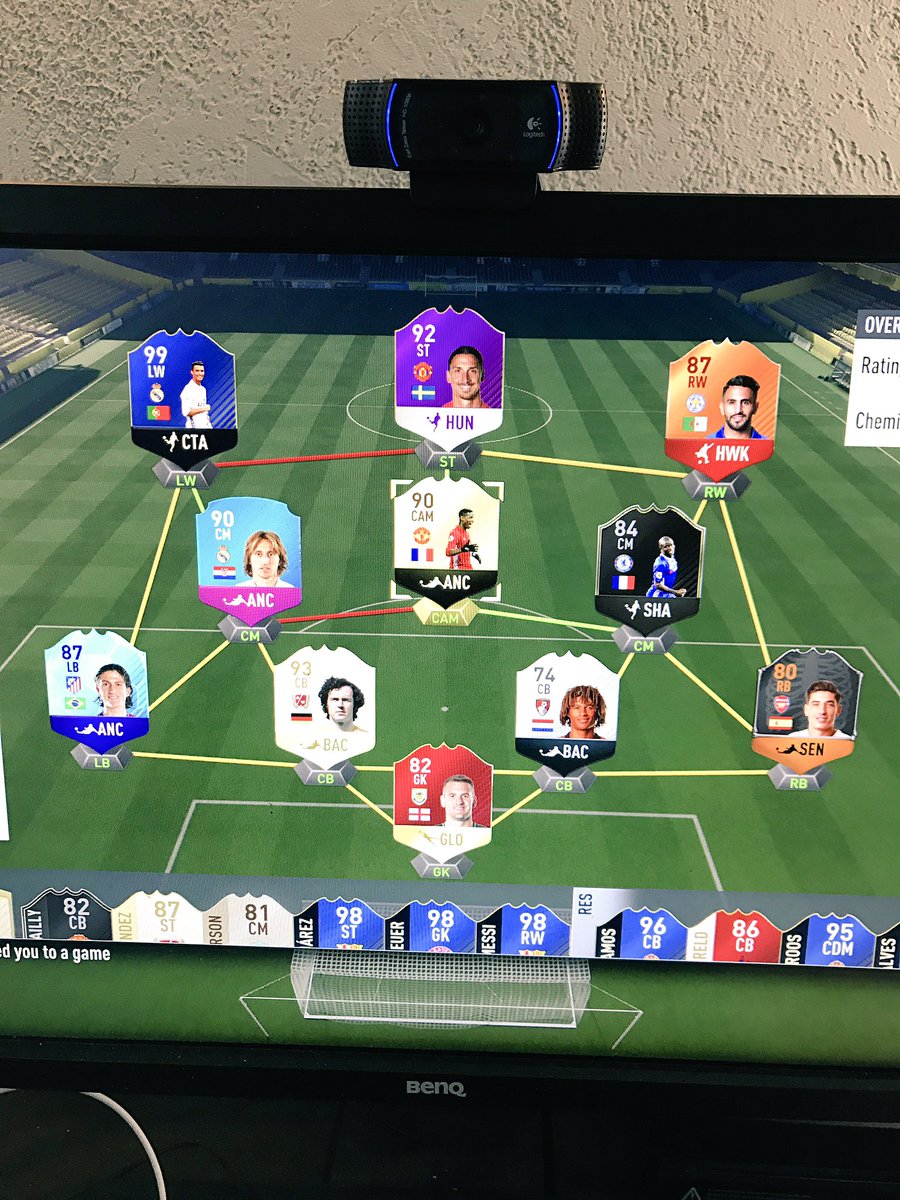 Castro1021's tweet photo. BANG BANG!!!!! 11 different colors!

Didn't even use a gold card.

Kreygasm. https://t.co/OX8sA64MI6