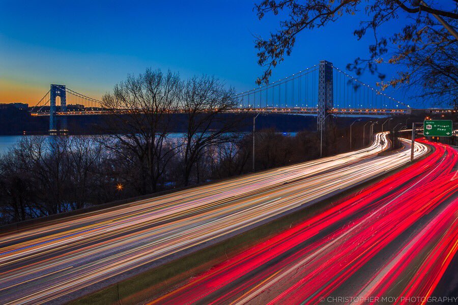 cmoy323's tweet photo. #henryhudsonpaekway #gwb #georgewashingtonbridge #nyc #newyork #teamcanon #cityscape #longexposure #bluehour #photography https://t.co/Xx3f7C2GYs