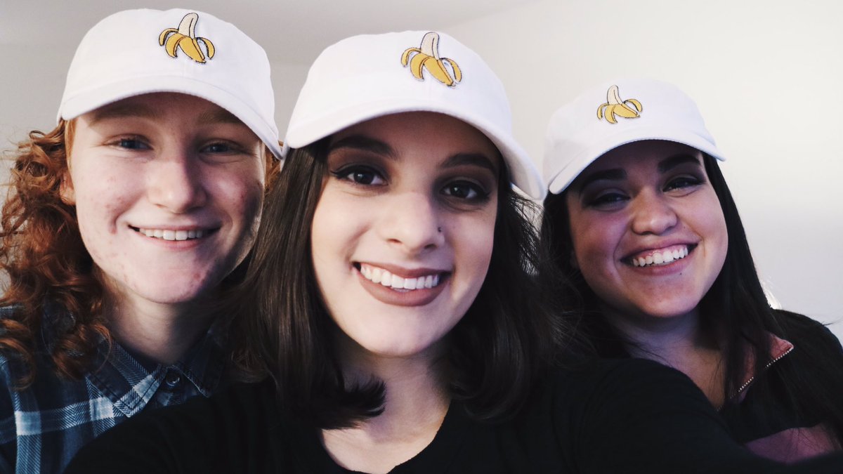 SUP3RFRUIT's tweet photo. Obsessed with y'all wearing our merch!! We've added some of you to our Facebook page! https://t.co/qcs0afgITc #SuperfruitMerch https://t.co/swPNQ8GVu3