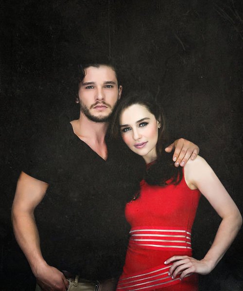 jonftrhaegar's tweet photo. Day 6. Favourite Co-Star - Emilia Clarke // their characters haven't even met yet, but they will. #KitHarington #7DaysofKit https://t.co/Jn2HdOmXfk