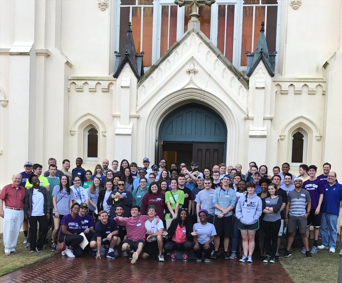 springhill_1830's tweet photo. 125 student, faculty and staff volunteers visited 10 service sites on Monday during a service day in honor of Dr. Martin Luther King, Jr. https://t.co/0BvAcEk5xo