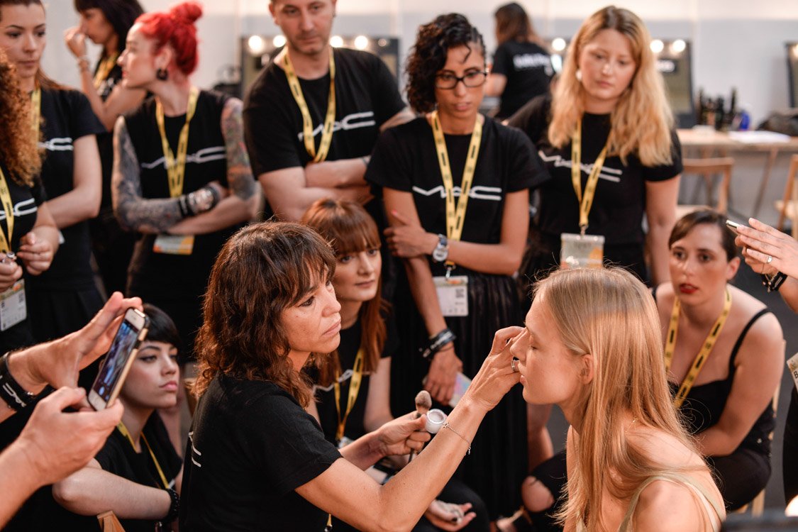 080_bcn_fashion's tweet photo. [SPONSORS]  @MACcosmetics volverá al backstage del #080bcnfashion en esta nueva edición.
#maccosmetics #macbackstage #mactrends #makeup https://t.co/79fY5q538F