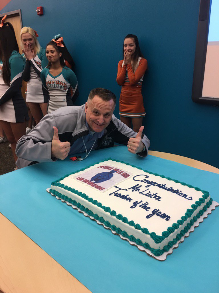 mparha_rise's tweet photo. Congratulations Rodney Liston PHHS teacher of the year! 🎂🚓 https://t.co/WiTLul3824